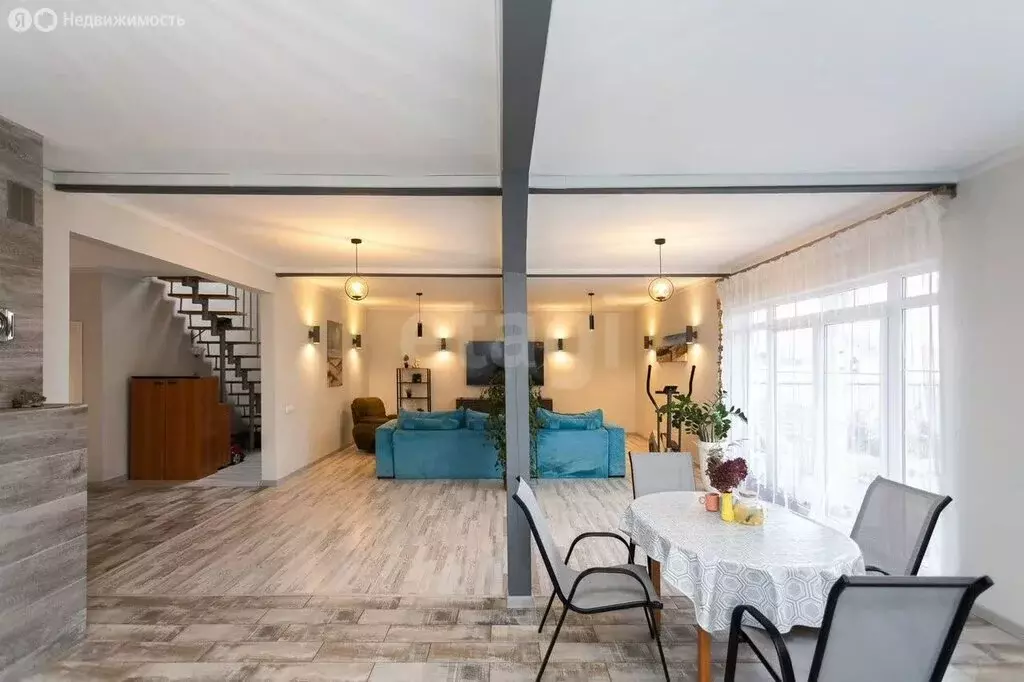 Дом в Зеленоградск, 2-й Задонский переулок (300 м) - Фото 1