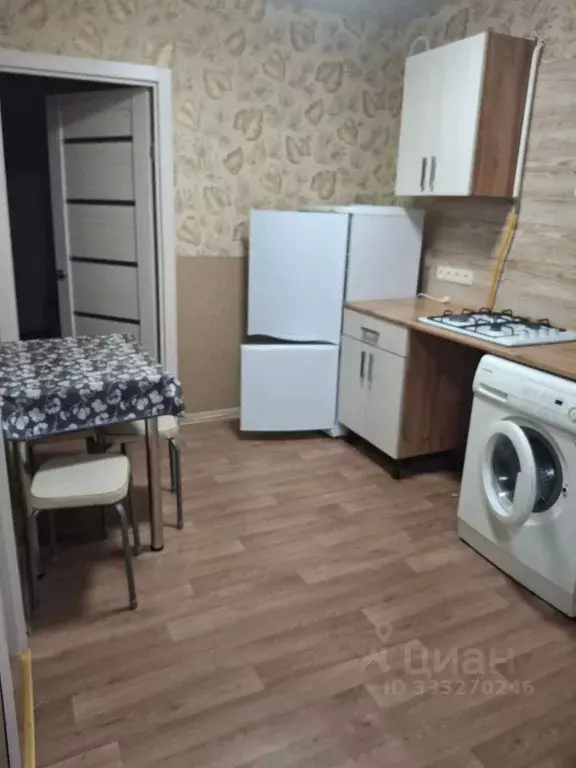3-к кв. Крым, Симферополь ул. Севастопольская, 284 (65.0 м) - Фото 1