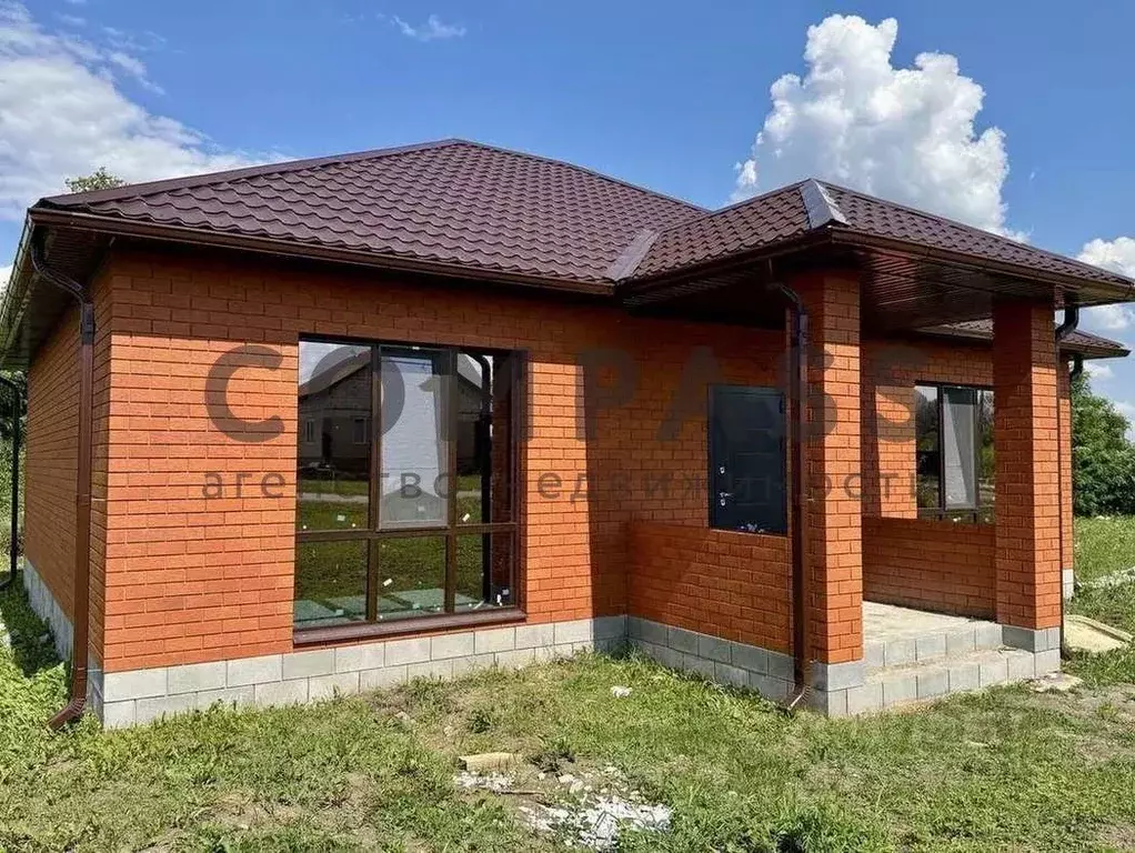 Дом в Белгородская область, Корочанский муниципальный округ, с. ... - Фото 2