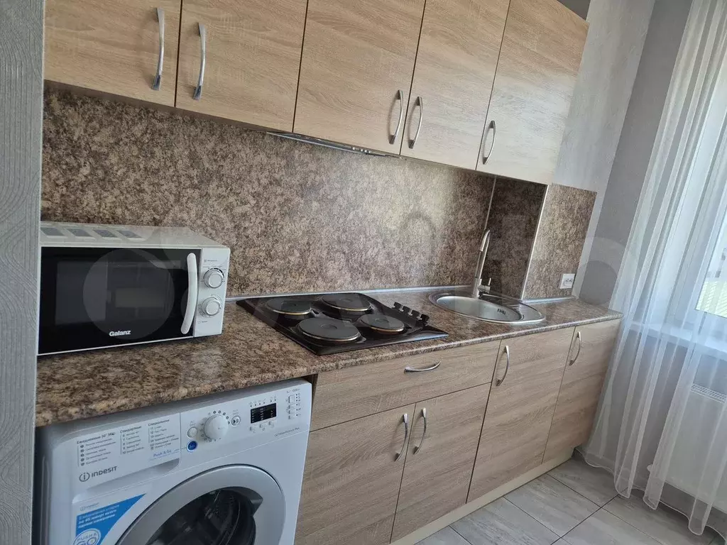 1-к. квартира, 35 м, 1/3 эт. - Фото 0