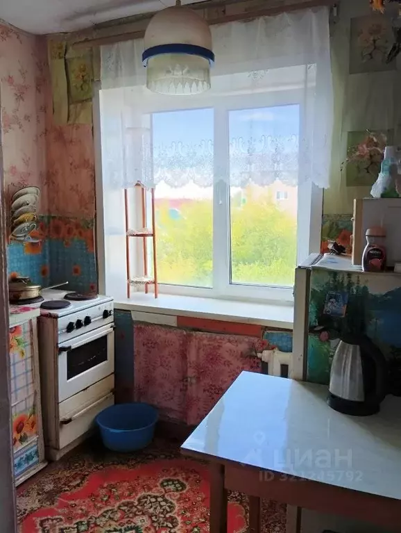 1-к кв. Кемеровская область, Тайга ул. 40 лет Октября, 15 (31.0 м) - Фото 1