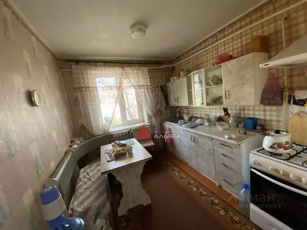 Дом в Крым, Черноморский район, с. Далекое ул. Советская (93 м) - Фото 1