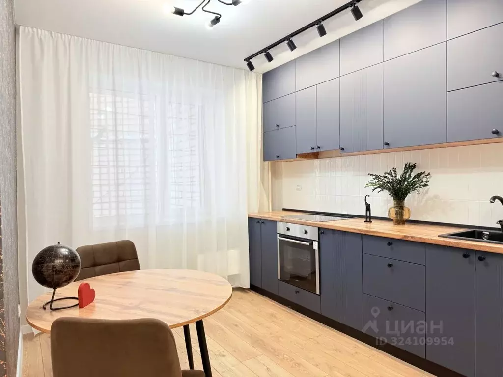 2-к кв. Кировская область, Киров Ульяновская ул., 10 (59.0 м) - Фото 2