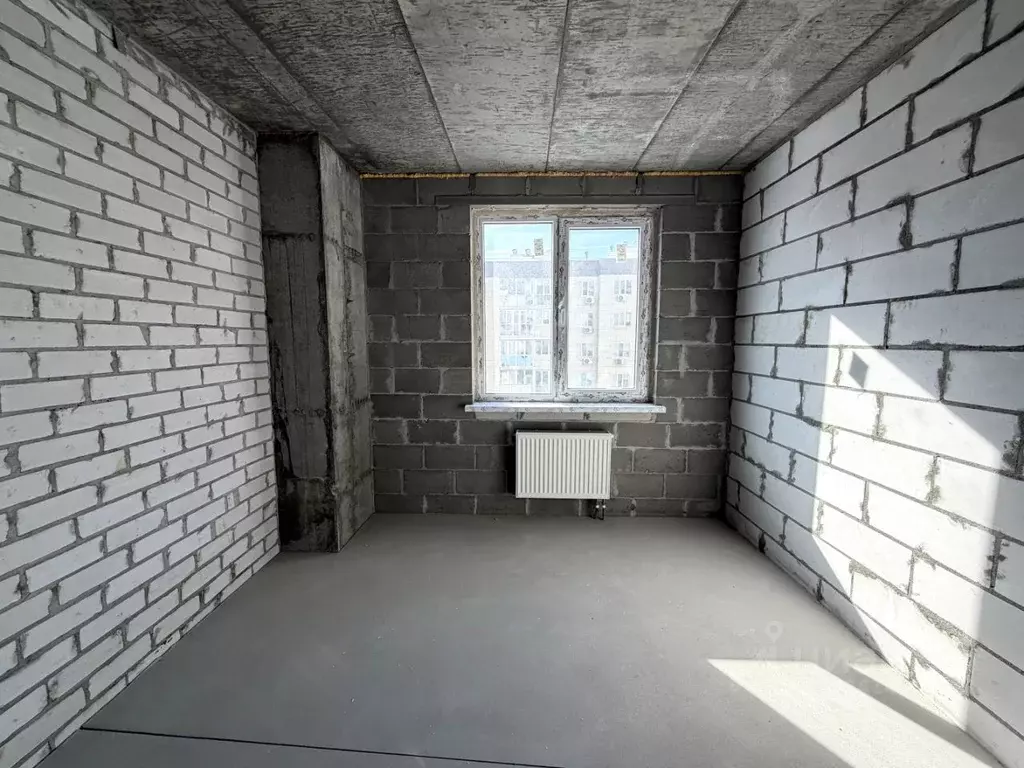 2-к кв. Волгоградская область, Волгоград ул. Расула Гамзатова, 21 ... - Фото 1