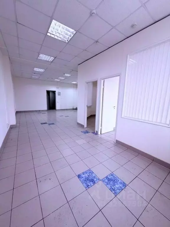 Помещение свободного назначения в Иркутская область, Иркутск ул. ... - Фото 2