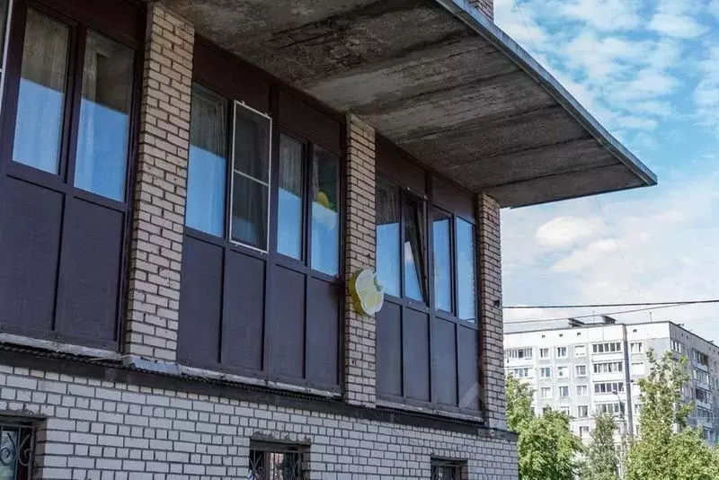 Комната Санкт-Петербург ул. Есенина, 30 (10.0 м) - Фото 0