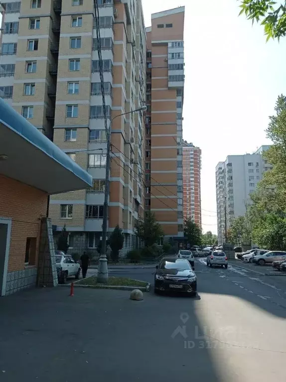 Гараж в Москва ул. Лобачевского, 8 (13 м) - Фото 0