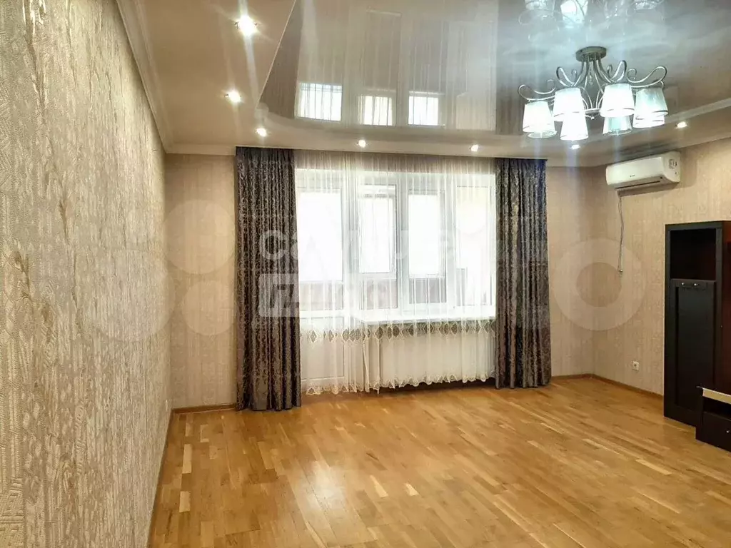 3-к. квартира, 90,2 м, 1/5 эт. - Фото 0
