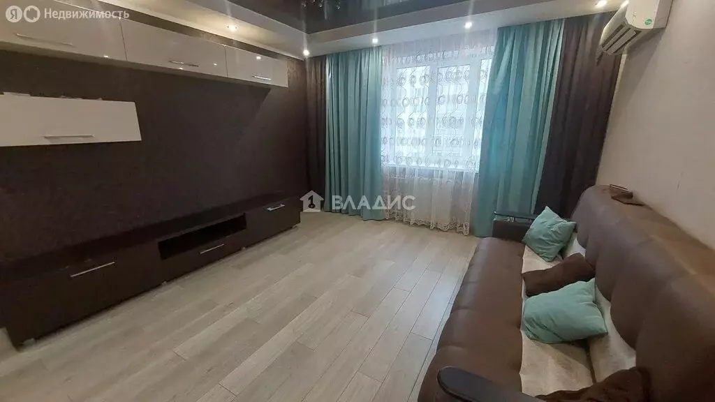 3-комнатная квартира: Пенза, улица Терновского, 150 (68 м) - Фото 2