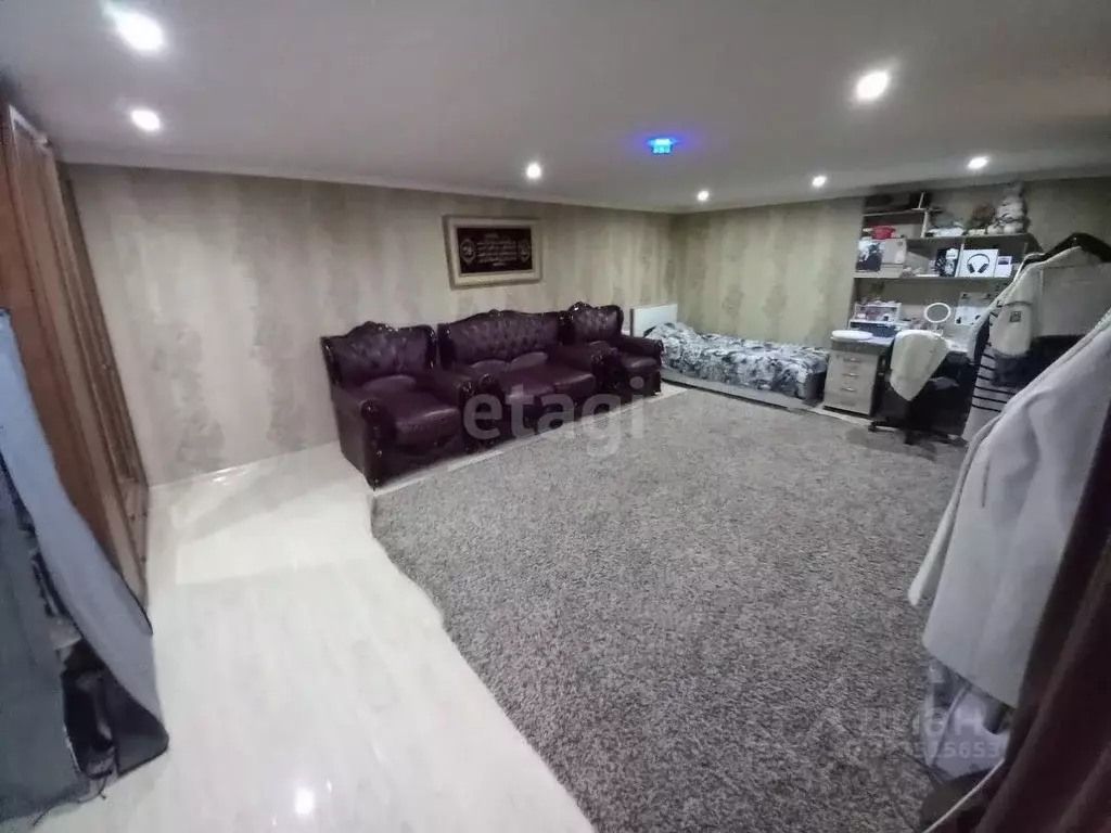 Дом в Курская область, Дмитриевский район, Старогородский сельсовет, ... - Фото 1