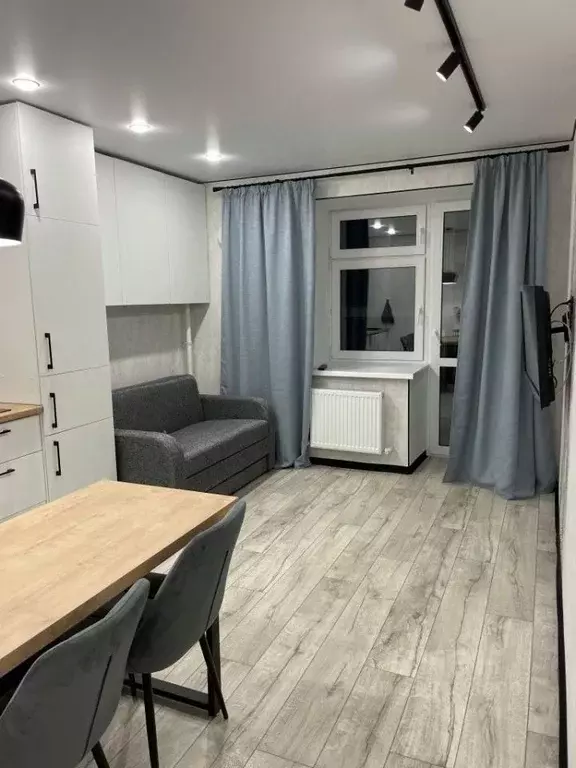 1-к кв. Татарстан, Зеленодольск ул. Комарова, 40 (42.0 м) - Фото 1