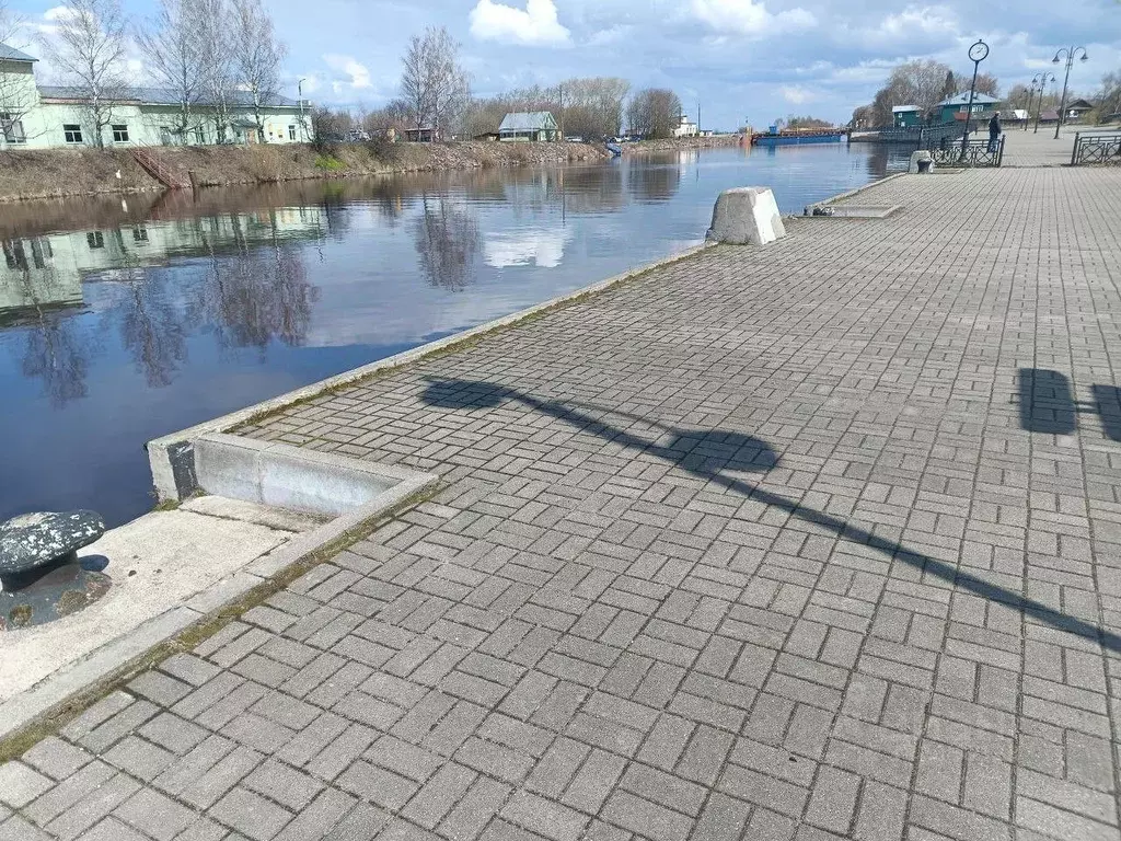 Помещение свободного назначения в Вологодская область, Белозерск наб. ... - Фото 2