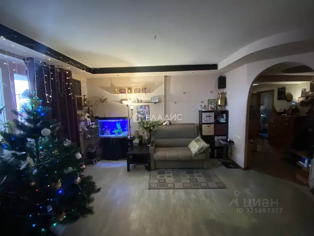 3-к кв. Волгоградская область, Волгоград Удмуртская ул., 51 (95.0 м) - Фото 1