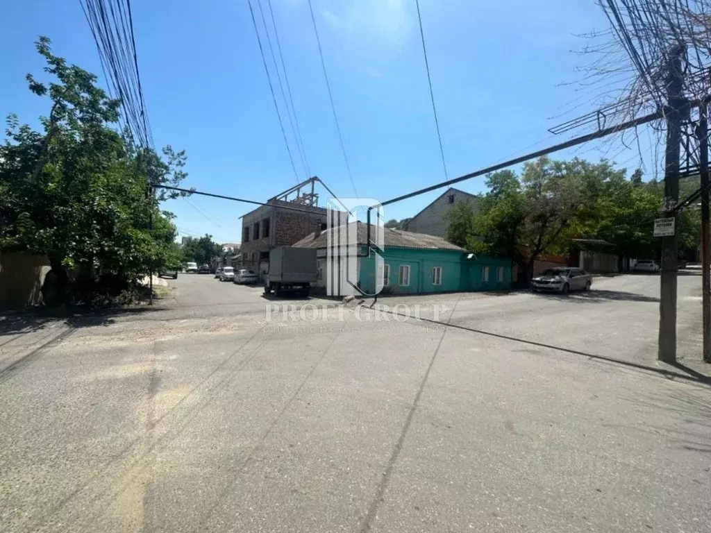 Дом в Дагестан, Махачкала ул. Эльдарова, 15 (70 м) - Фото 1