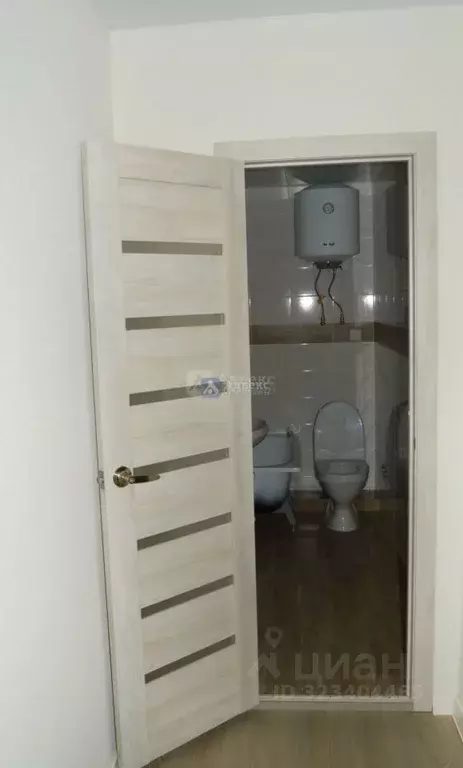 Студия Тюменская область, Тюмень Матмасы мкр, ул. Пражская, 39 (17.5 ... - Фото 2