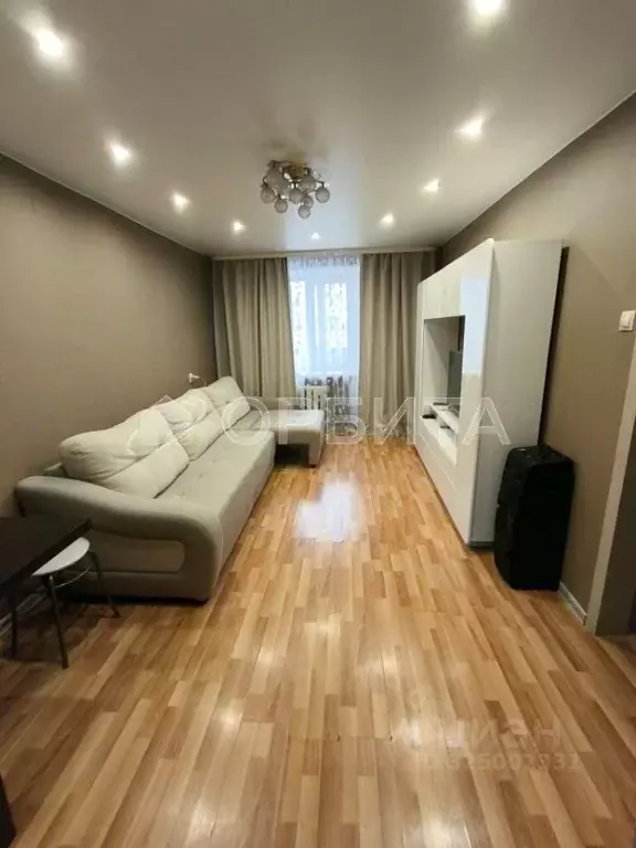 2-к кв. Тюменская область, Тюмень Холодильная ул., 57А (45.0 м) - Фото 1