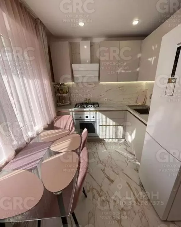 2-к кв. Краснодарский край, Сочи Гагарина мкр, ул. Красноармейская ... - Фото 1