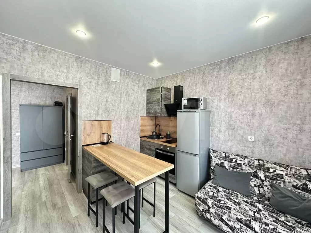 1-к. квартира, 40 м, 2/18 эт. - Фото 1