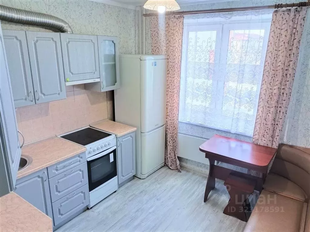 2-к кв. Челябинская область, Челябинск ул. Чайкиной, 13 (57.0 м) - Фото 1