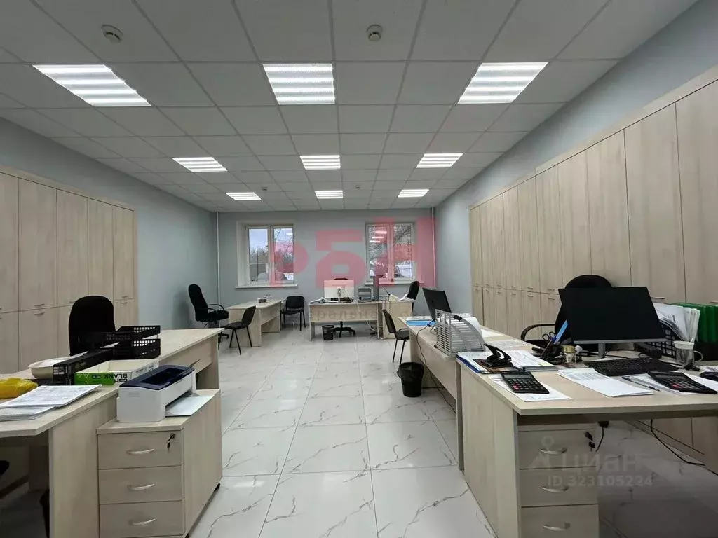 Офис в Тюменская область, Тюмень Магаданская ул., 5 (208 м) - Фото 1