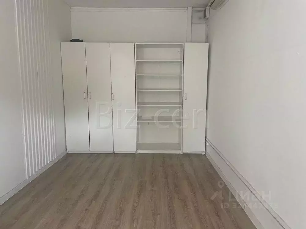 Офис в Санкт-Петербург ул. Черняховского, 6/10 (51 м) - Фото 2