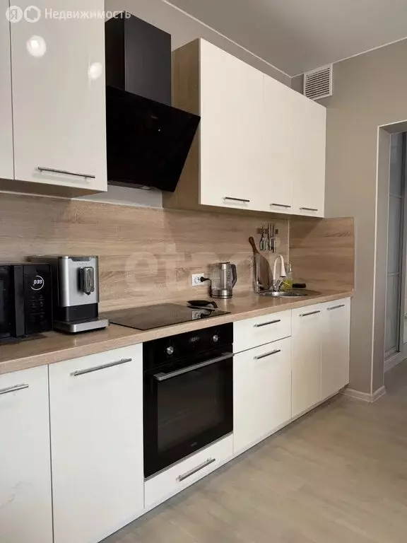 2-комнатная квартира: Тюмень, улица Павла Шарова, 44 (53.9 м) - Фото 1