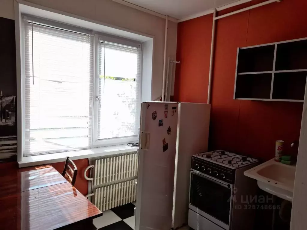 1-к кв. Белгородская область, Губкин ул. Раевского, 12А (38.0 м) - Фото 1