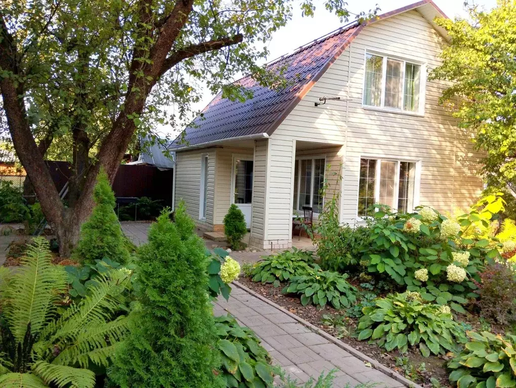 Дом в Смоленская область, Смоленск ул. Зои Космодемьянской, 44 (80 м) - Фото 1