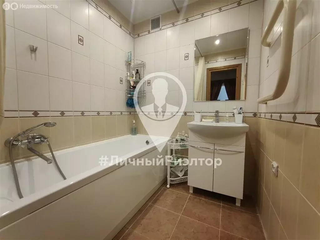 2-комнатная квартира: Рязань, улица 9-я Линия, 32к3 (71.3 м) - Фото 0