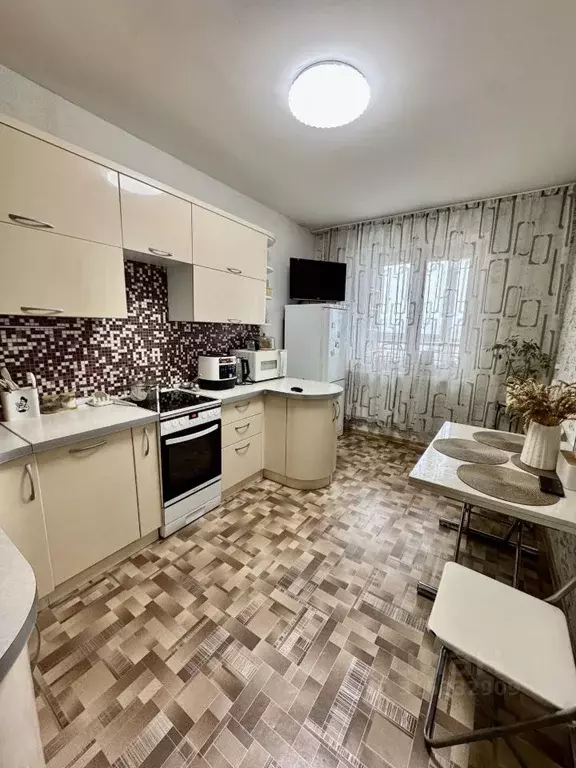 2-к кв. Томская область, Томск Урожайный пер., 29/1 (58.7 м) - Фото 0
