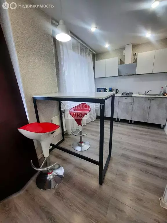 1-комнатная квартира: Комсомольск-на-Амуре, Комсомольская улица, 42 ... - Фото 2