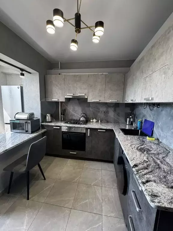 1-к. квартира, 45 м, 2/5 эт. - Фото 0