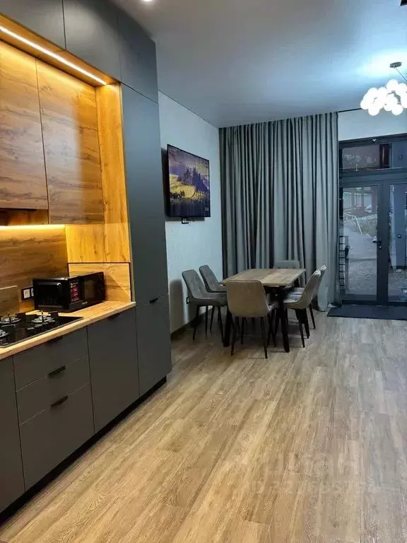 Дом в Кабардино-Балкария, Эльбрусский район, с. Терскол  (80 м) - Фото 2