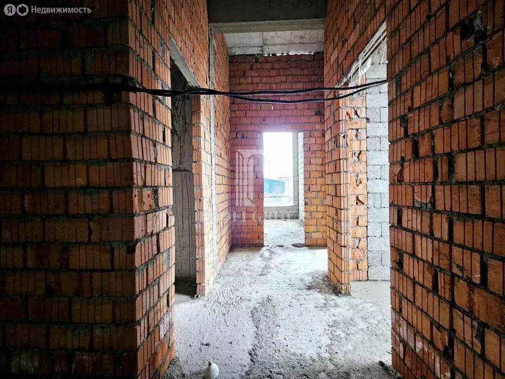 3-комнатная квартира: Махачкала, улица Азизова, 32 (110 м) - Фото 0