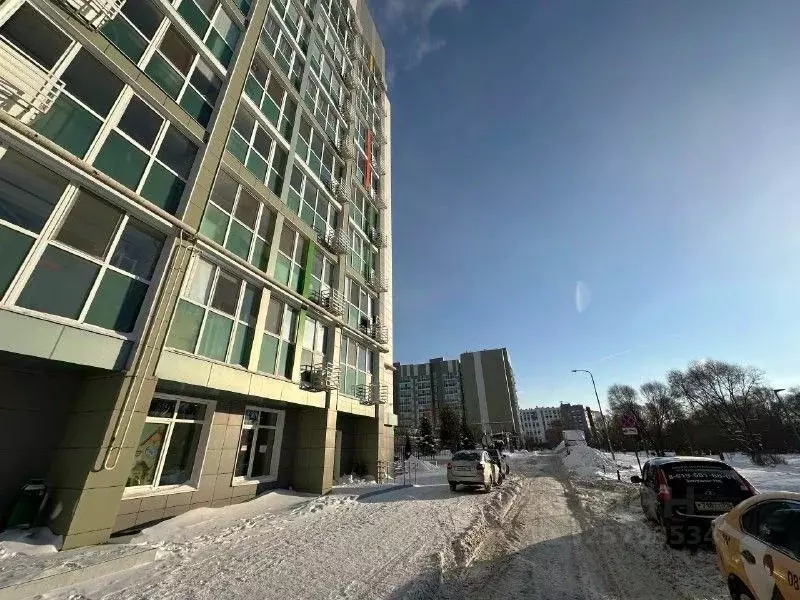 Помещение свободного назначения в Татарстан, Казань ул. Азата ... - Фото 1