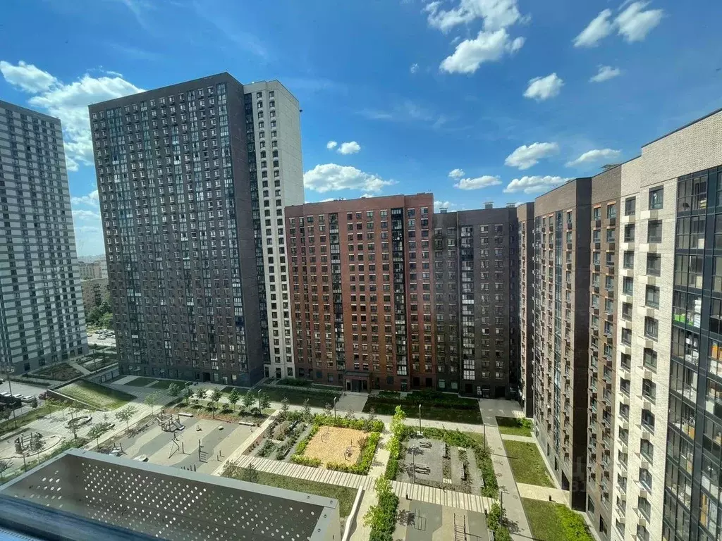 3-к кв. Москва ул. Михайлова, 30Ак1 (74.2 м) - Фото 0