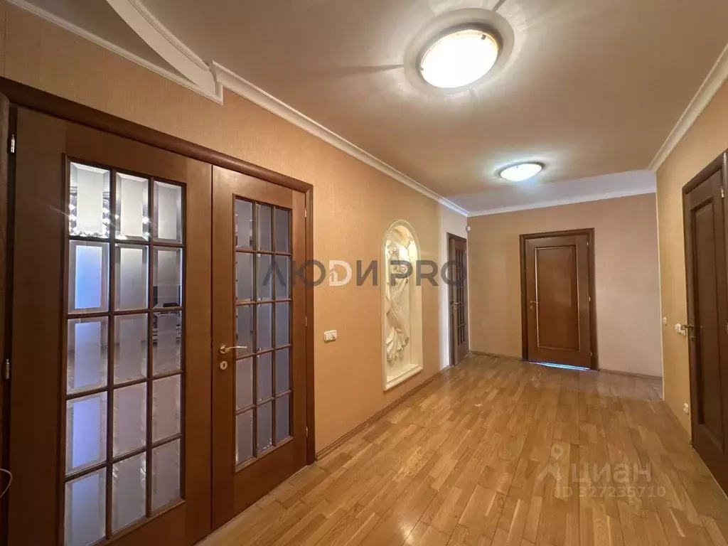 4-к кв. Башкортостан, Уфа ул. Карла Маркса, 53/1 (160.0 м) - Фото 2