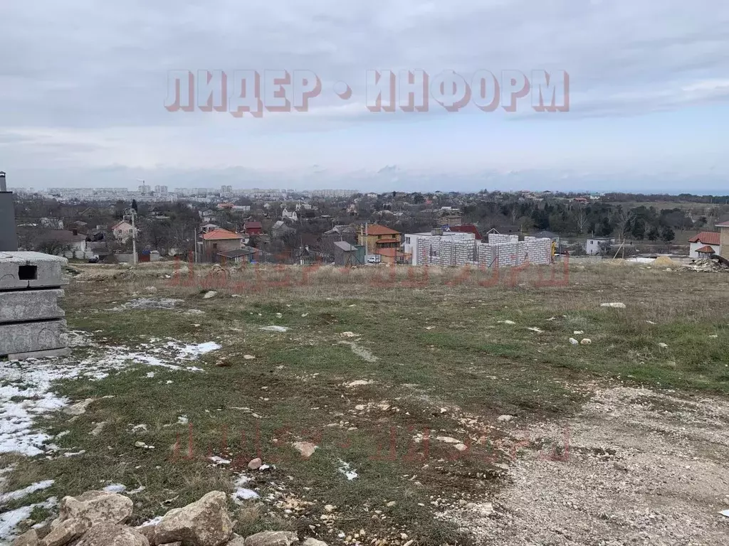 Участок в Севастополь ул. 4-я Комендорская (9.0 сот.) - Фото 1