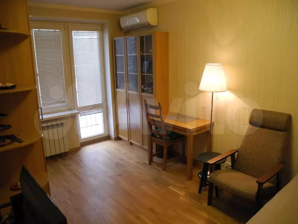 1-к. квартира, 30 м, 2/5 эт. - Фото 1