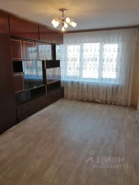 2-к кв. Самарская область, Тольятти Ленинградская ул., 55 (42.3 м) - Фото 0