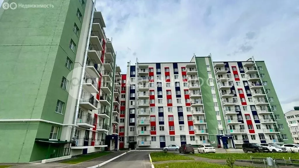 3-комнатная квартира: Рыбное, Большая улица, 2Б (58.9 м) - Фото 1