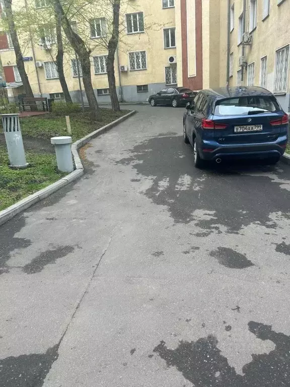 Гараж в Москва Большая Академическая ул., 8К2 (12 м) - Фото 1