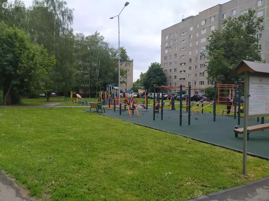 3-комнатная квартира: Наро-Фоминск, улица Войкова, 14 (57 м) - Фото 1