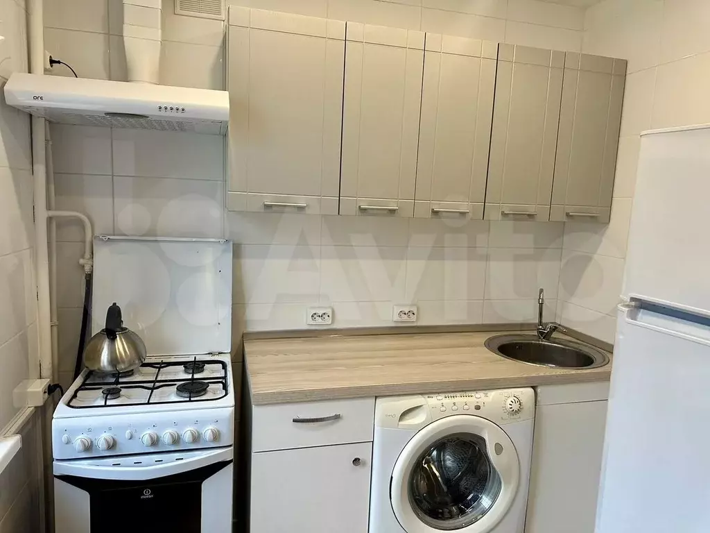 3-к. квартира, 64 м, 3/9 эт. - Фото 1