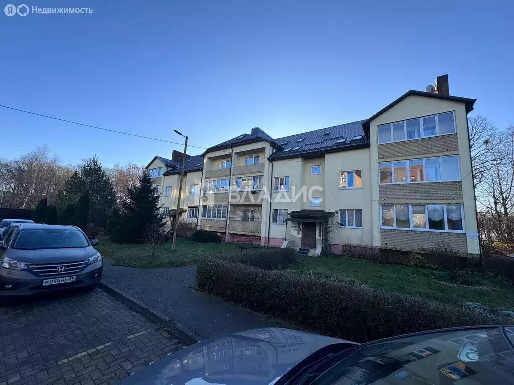 1-комнатная квартира: Пионерский, улица Рензаева, 30 (61.5 м) - Фото 1