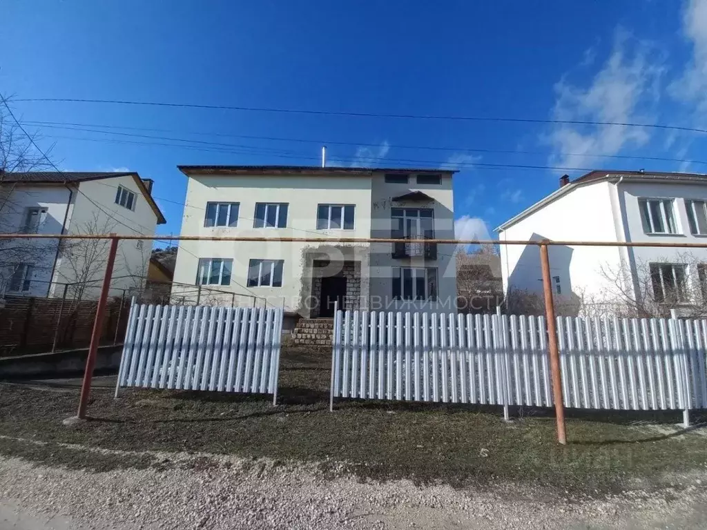 Дом в Крым, Бахчисарайский район, Куйбышево пгт ул. Старателей, 7 (300 ... - Фото 2