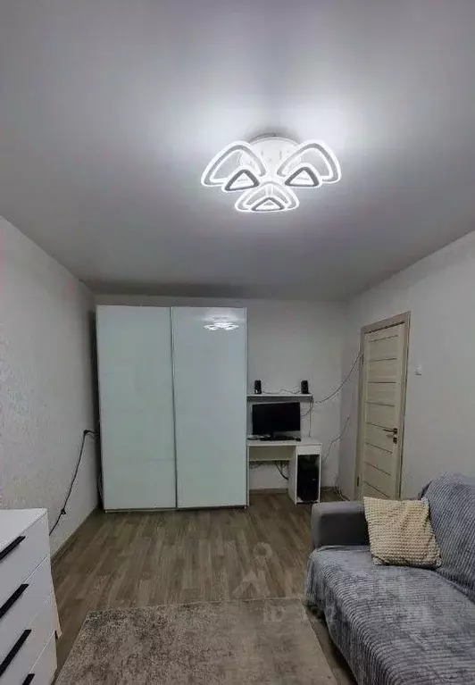 2-к кв. Саха (Якутия), Якутск Октябрьская ул., 27/1 (46.0 м) - Фото 1