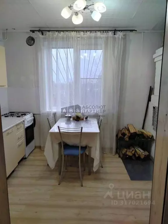 Дом в Новгородская область, Новгородский район, Савинское с/пос, д. ... - Фото 0