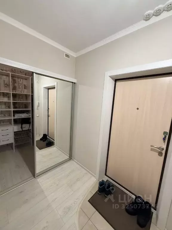 1-к кв. Свердловская область, Екатеринбург ул. Серафимы Дерябиной, 37 ... - Фото 1