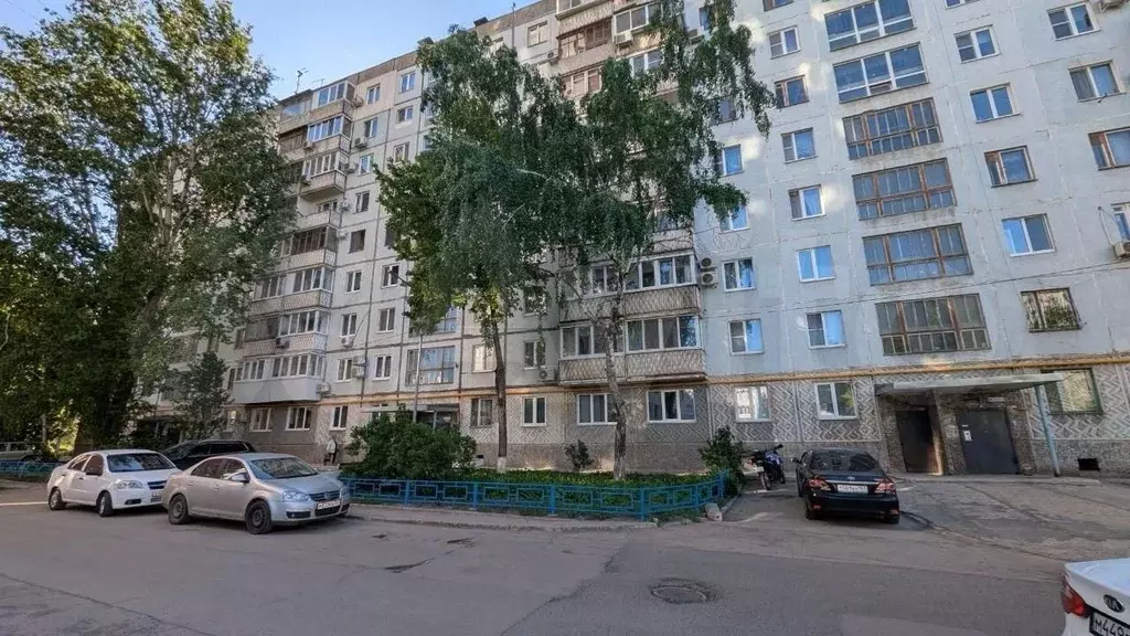 2-к. квартира, 43 м, 1/9 эт. - Фото 0
